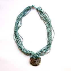 Collier long en perles de rocaille Bleu 100% naturelles